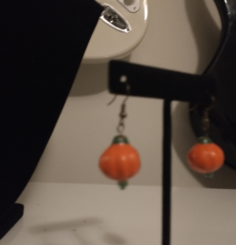 Earrings - Picture 3 of 5